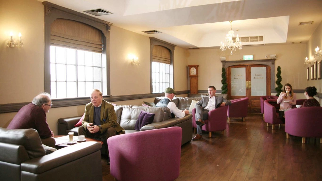 treacys-waterford-lobby-1