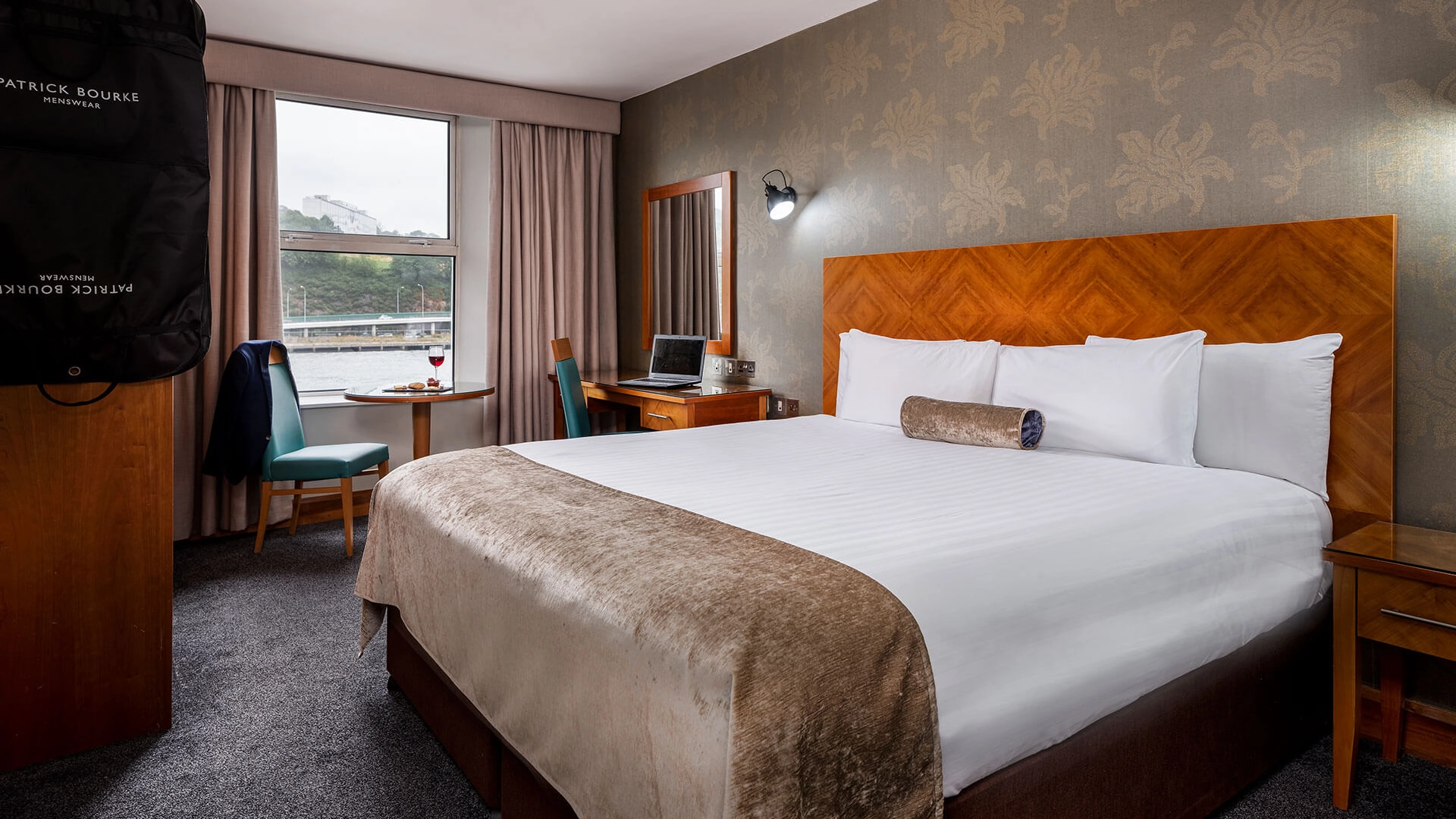 Guest room at Treacys Hotel Waterford