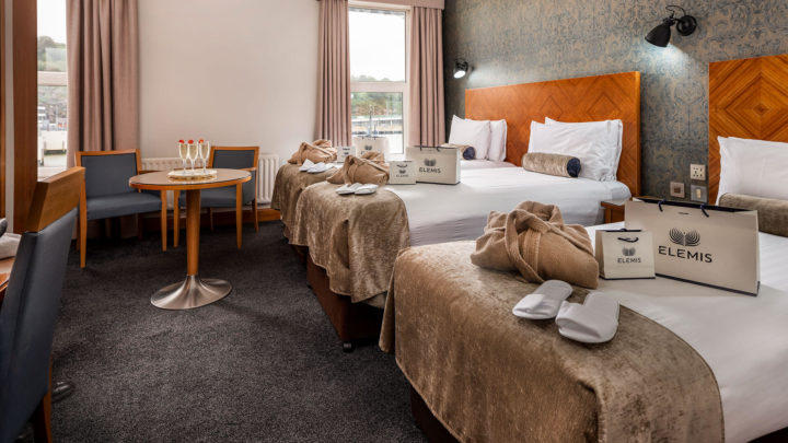 treacys-waterfront-room-double-01
