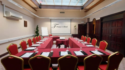 treacys-waterford-rochester-u-shape