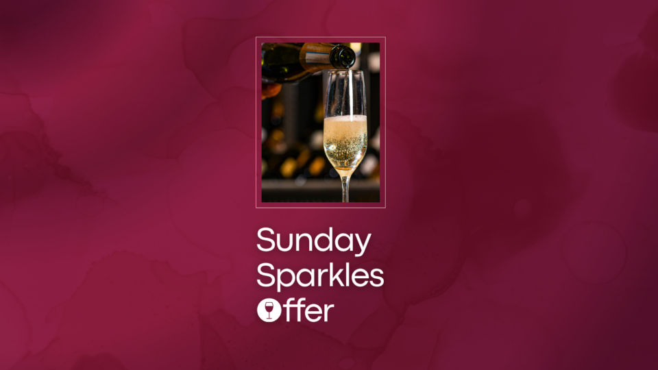Enjoy a sparkling Sunday with champagne in our luxurious hotel lounge. Indulge in elegance and comfort.